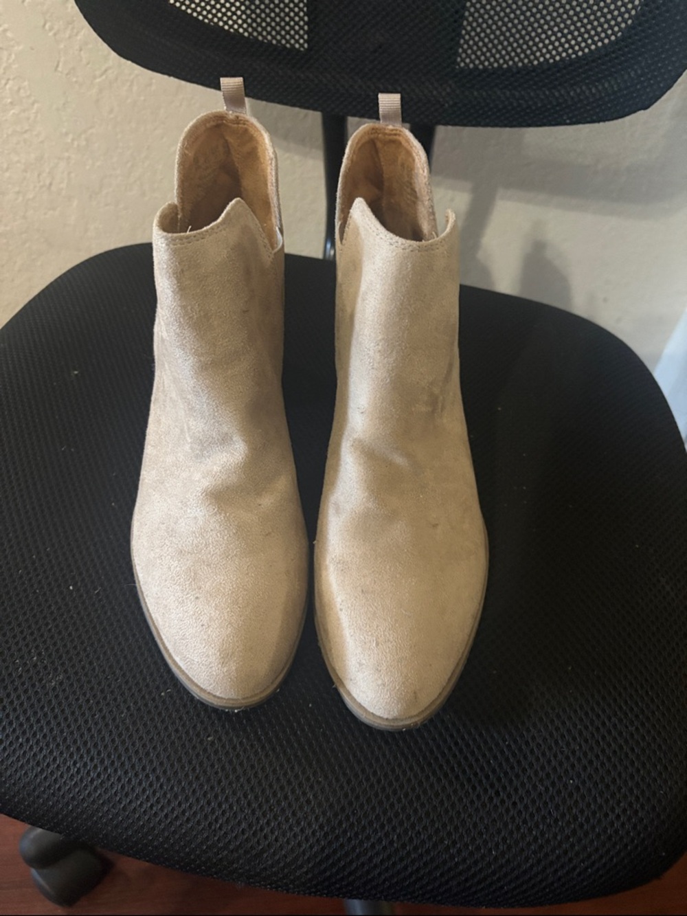 Dr. Scholl's Beige Suede Chelsea Ankle Boots